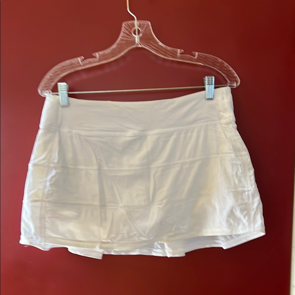 lululemon athletica White Tennis Skirt size 8